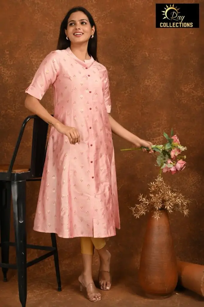 Aline kurtis Shiny Peach, Gold dots (S-38)