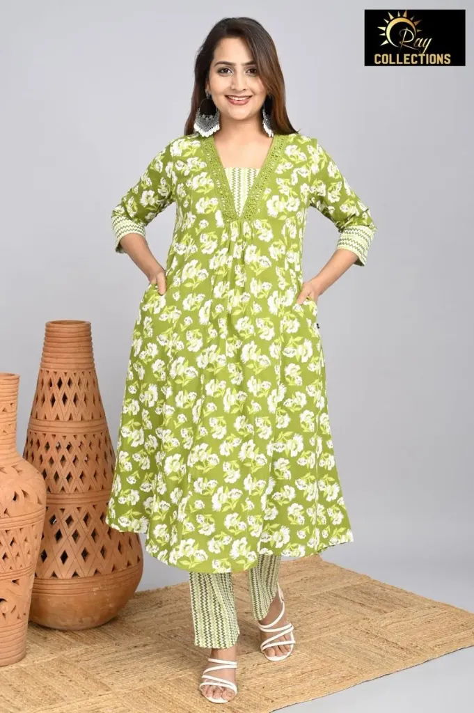 Effortless Style Everyday Elegance Olive green, White flowers