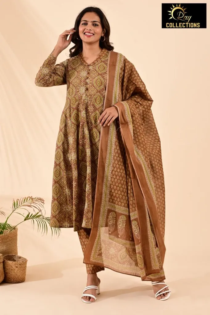 Cotton sets with Fullarm Sleeves Brown, Green Patterns (S-38)