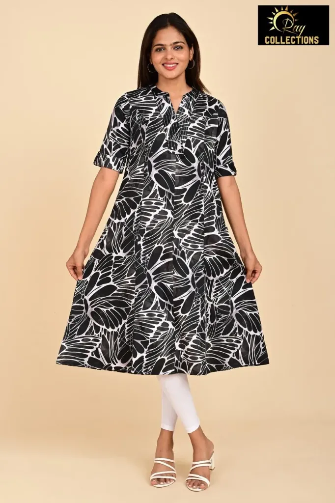 Aline Kurti Black, White Design (S-38)